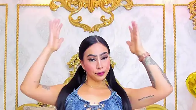 Snapshot of GiahDaniels chatting on February 25, 2025, 12:58 am GiahDaniels online show from February 25, 2025, 12:58 am