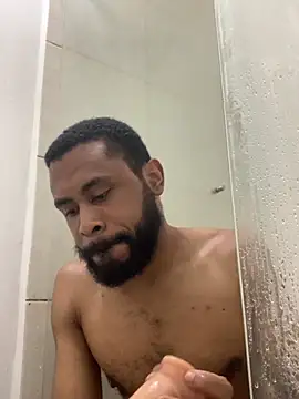 Snapshot of KaelMoreau chatting on September 21, 2025, 5:01 am KaelMoreau online show from September 21, 2025, 5:01 am