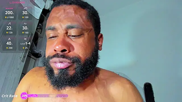 Snapshot of KaelMoreau chatting on September 27, 2025, 11:44 pm KaelMoreau online show from September 27, 2025, 11:44 pm