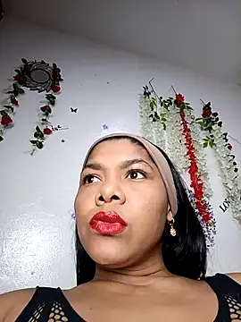 Snapshot of DIORA_Latina chatting on October 25, 2025, 3:49 am DIORA Latina online show from October 25, 2025, 3:49 am