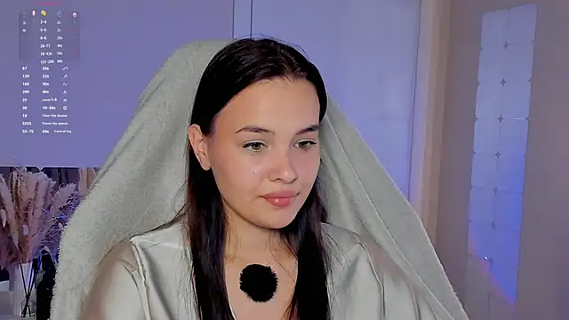 Snapshot of _Sweetie_ chatting on October 16, 2025, 5:32 pm Sweetie online show from October 16, 2025, 5:32 pm