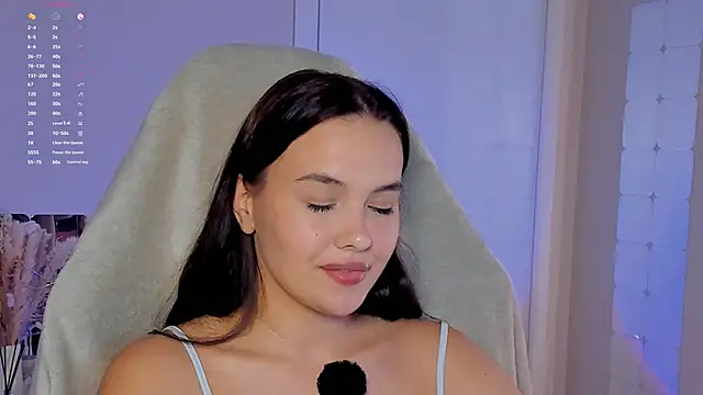 Snapshot of _Sweetie_ chatting on October 14, 2025, 5:24 pm Sweetie online show from October 14, 2025, 5:24 pm