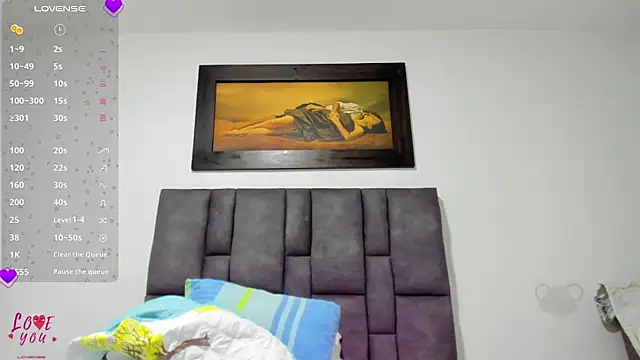 Vahiolet smith online show from April 18, 2026, 3:20 am