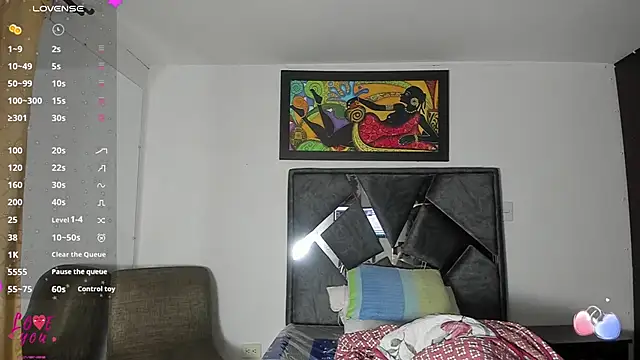 Snapshot of Vahiolet_smith chatting on October 22, 2025, 3:28 am Vahiolet smith online show from October 22, 2025, 3:28 am