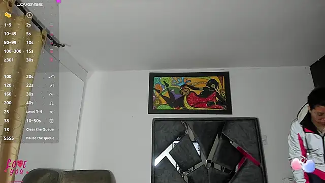 Snapshot of Vahiolet_smith chatting on October 25, 2025, 3:06 am Vahiolet smith online show from October 25, 2025, 3:06 am