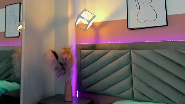 Ary thompson   online show from April 10, 2026, 12:23 pm