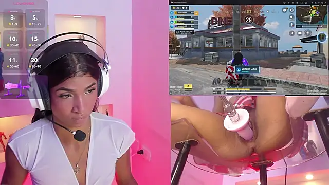 SofiRey  online show from December 21, 2025, 1:24 pm