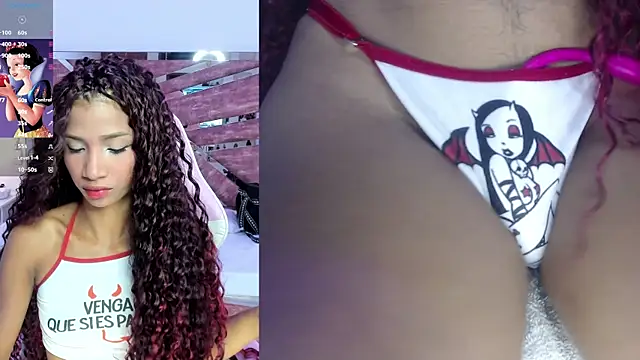 Snapshot of SofiRey_ chatting on October 28, 2025, 1:32 pm SofiRey  online show from October 28, 2025, 1:32 pm