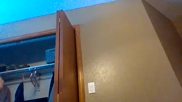 mikeystrong online show from February 21, 2025, 2:38 pm