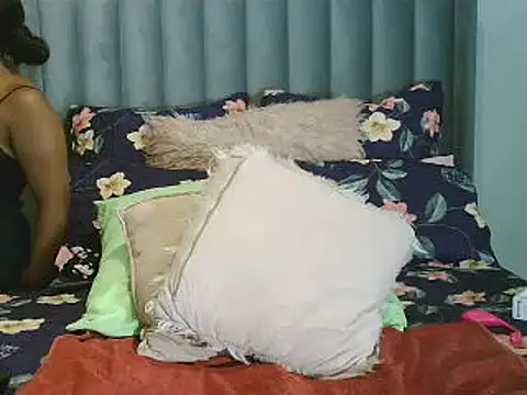 Amberbela online show from January 15, 2025, 4:54 pm