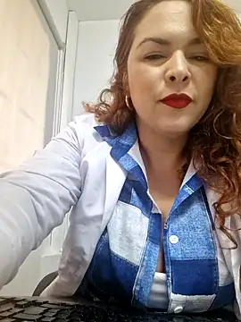 doctora-danna online show from March 17, 2025, 4:22 pm