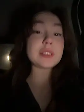 Peachy Dream online show from December 14, 2025, 7:19 pm