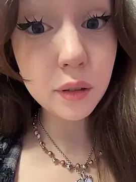 Peachy Dream online show from May 5, 2026, 5:16 pm