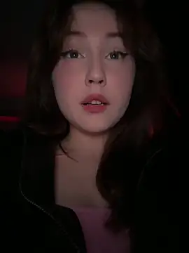 Peachy Dream online show from October 6, 2025, 6:19 pm