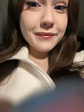 Snapshot of Peachy_Dream chatting on January 17, 2025, 9:28 pm Peachy Dream online show from January 17, 2025, 9:28 pm