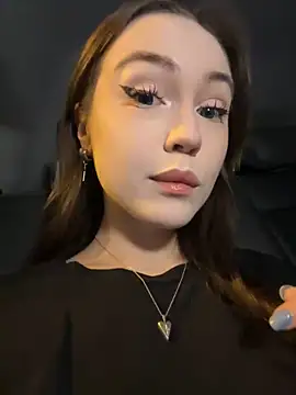 Snapshot of Peachy_Dream chatting on January 21, 2025, 9:15 pm Peachy Dream online show from January 21, 2025, 9:15 pm