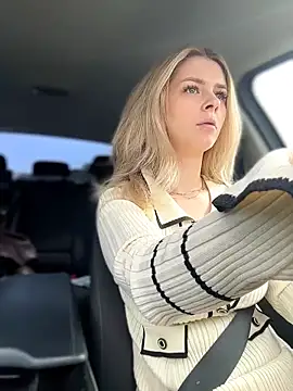 Love Bri online show from April 14, 2026, 10:31 am