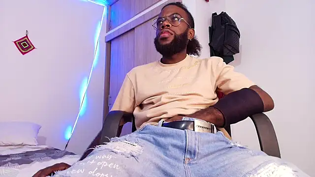 Snapshot of Jacksonking27 chatting on March 9, 2025, 9:57 pm Jacksonking27 online show from March 9, 2025, 9:57 pm