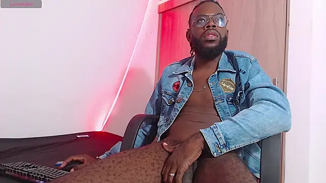 Snapshot of Jacksonking27 chatting on December 11, 2024, 11:21 pm Jacksonking27 online show from December 11, 2024, 11:21 pm