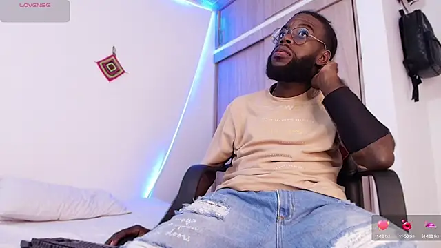 Snapshot of Jacksonking27 chatting on February 18, 2025, 10:58 pm Jacksonking27 online show from February 18, 2025, 10:58 pm