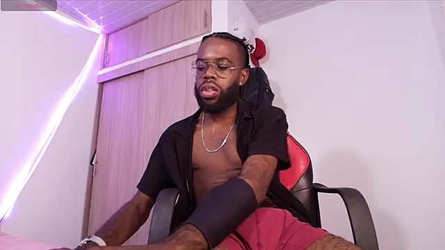 Snapshot of Jacksonking27 chatting on January 28, 2025, 1:39 am Jacksonking27 online show from January 28, 2025, 1:39 am