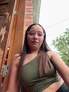 Snapshot of Penelope-Hot chatting on September 19, 2025, 9:19 pm Penelope-Hot online show from September 19, 2025, 9:19 pm