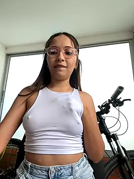 Snapshot of Penelope-Hot chatting on September 24, 2025, 9:10 pm Penelope-Hot online show from September 24, 2025, 9:10 pm