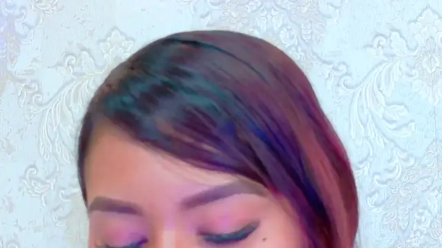 Snapshot of BellahColucci chatting on October 7, 2025, 2:18 pm BellahColucci online show from October 7, 2025, 2:18 pm