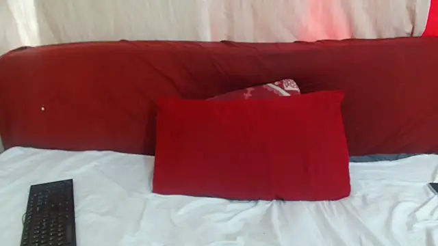 xcumgoddes25 online show from March 19, 2025, 12:56 pm
