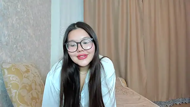 Snapshot of Nazerke chatting on January 4, 2025, 1:10 pm Nazerke online show from January 4, 2025, 1:10 pm