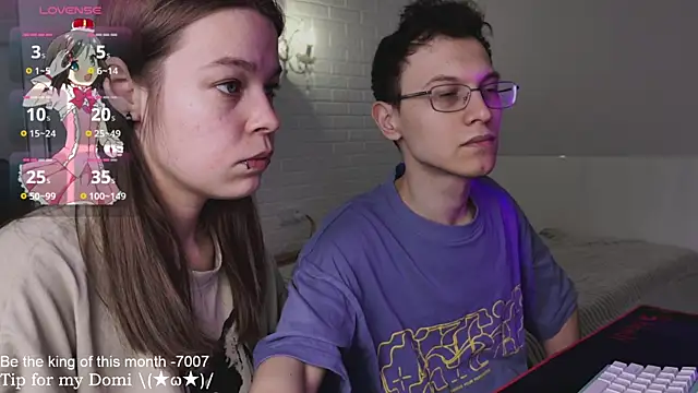 Snapshot of ValBae chatting on March 12, 2025, 10:26 am ValBae online show from March 12, 2025, 10:26 am