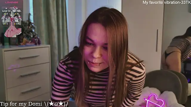 Snapshot of ValBae chatting on February 18, 2025, 12:28 pm ValBae online show from February 18, 2025, 12:28 pm