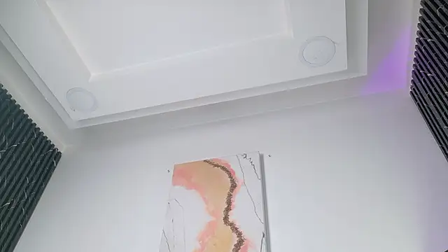 miluv19 online show from February 27, 2026, 10:42 pm