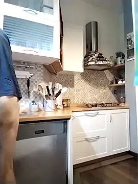 Frabox65 online show from September 28, 2025, 5:14 am