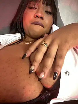 Snapshot of ailynBlaze chatting on February 19, 2025, 2:44 pm ailynBlaze online show from February 19, 2025, 2:44 pm