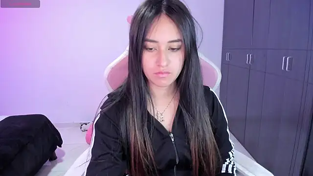 Snapshot of Tinylottie chatting on September 30, 2025, 3:56 am Tinylottie online show from September 30, 2025, 3:56 am