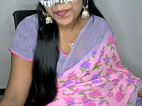 shila20 online show from February 26, 2025, 4:52 am