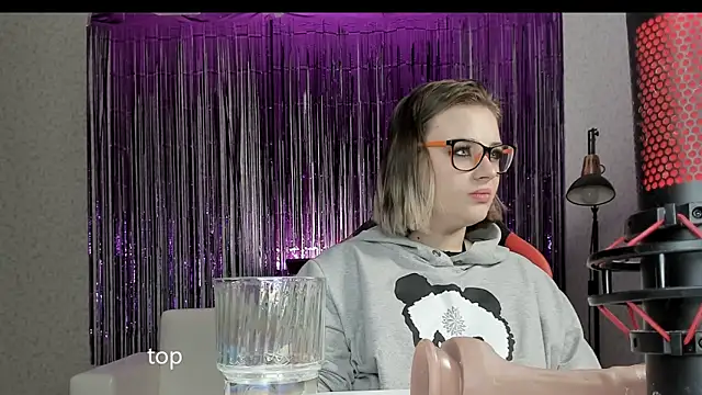 Seductive She Wolf online show from February 12, 2025, 5:15 am