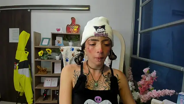 Snapshot of Samantha_Smiith chatting on September 23, 2025, 3:46 am Samantha Smiith online show from September 23, 2025, 3:46 am