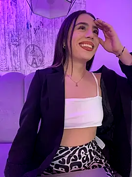 AbyThompson online show from October 9, 2025, 12:17 pm