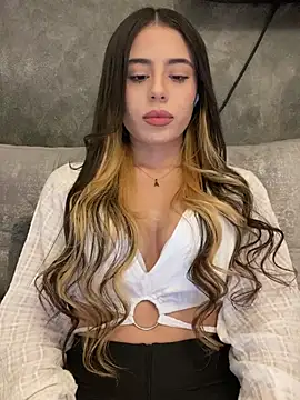 AbyThompson online show from March 15, 2025, 1:08 am