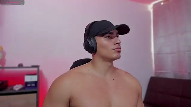 JamesGraay online show from October 4, 2025, 11:45 am