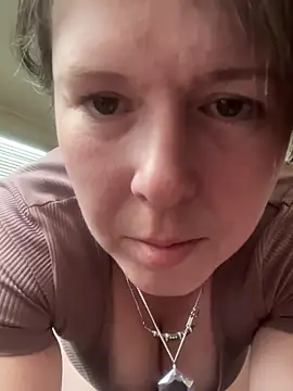 KatieBARBiE98 online show from February 17, 2026, 4:37 pm