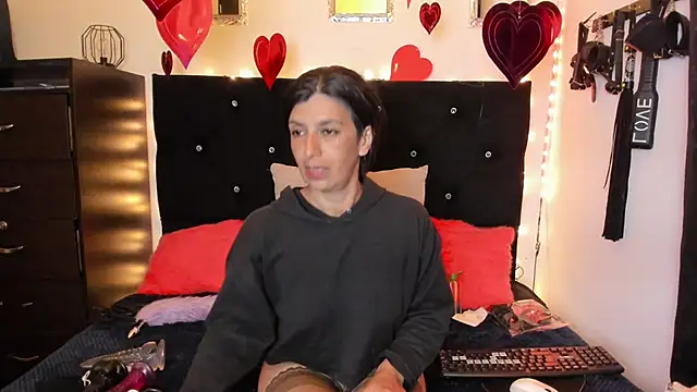 Taylorbdsm online show from February 14, 2025, 2:39 am