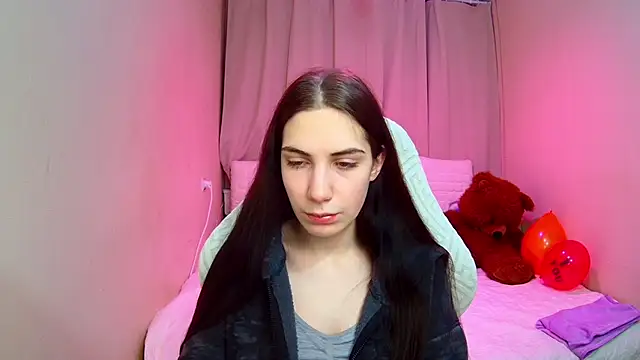 NikaStark  online show from February 18, 2026, 7:32 pm