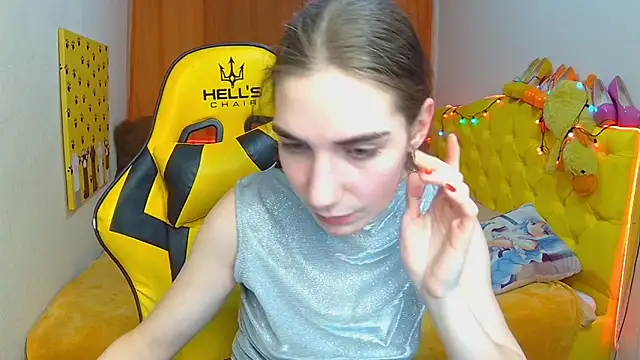 NikaStark  online show from February 25, 2025, 7:38 pm
