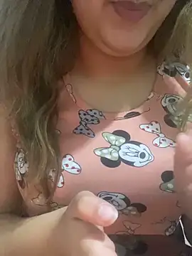 yassminsexy22 online show from February 3, 2026, 8:14 pm