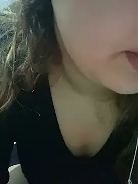 yassminsexy22 online show from February 20, 2026, 7:49 pm