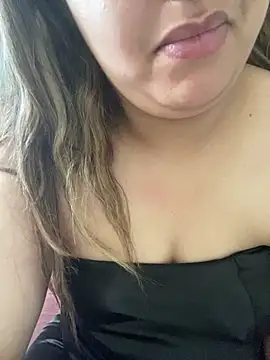 yassminsexy22 online show from June 15, 2026, 11:10 am