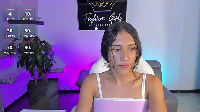 Snapshot of CamilaHarperr_ chatting on February 9, 2025, 4:36 am CamilaHarperr online show from February 9, 2025, 4:36 am